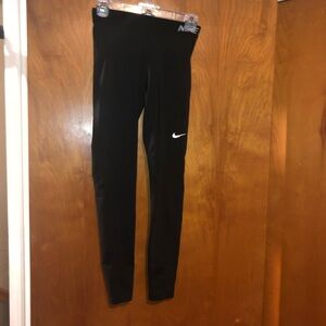 𝅺woman nike pro black leggings small